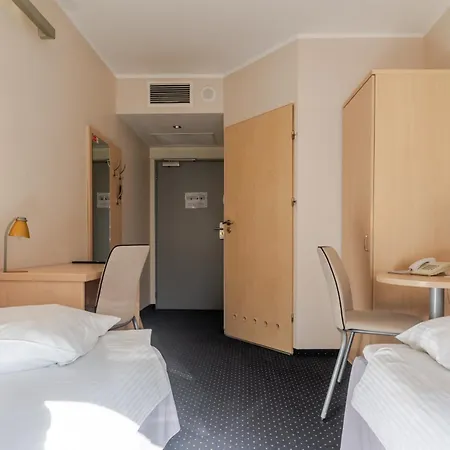 Skylight By Bookinghost Apartmán 3*